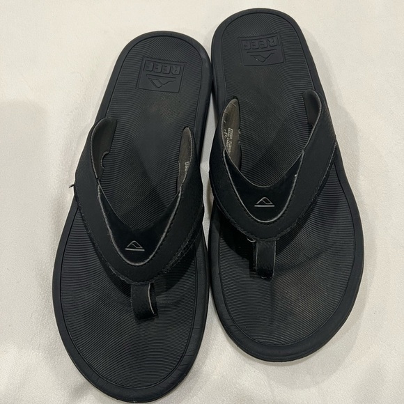 Men’s Black Size 13 Reef Flip Flop Sandals - Picture 1 of 9